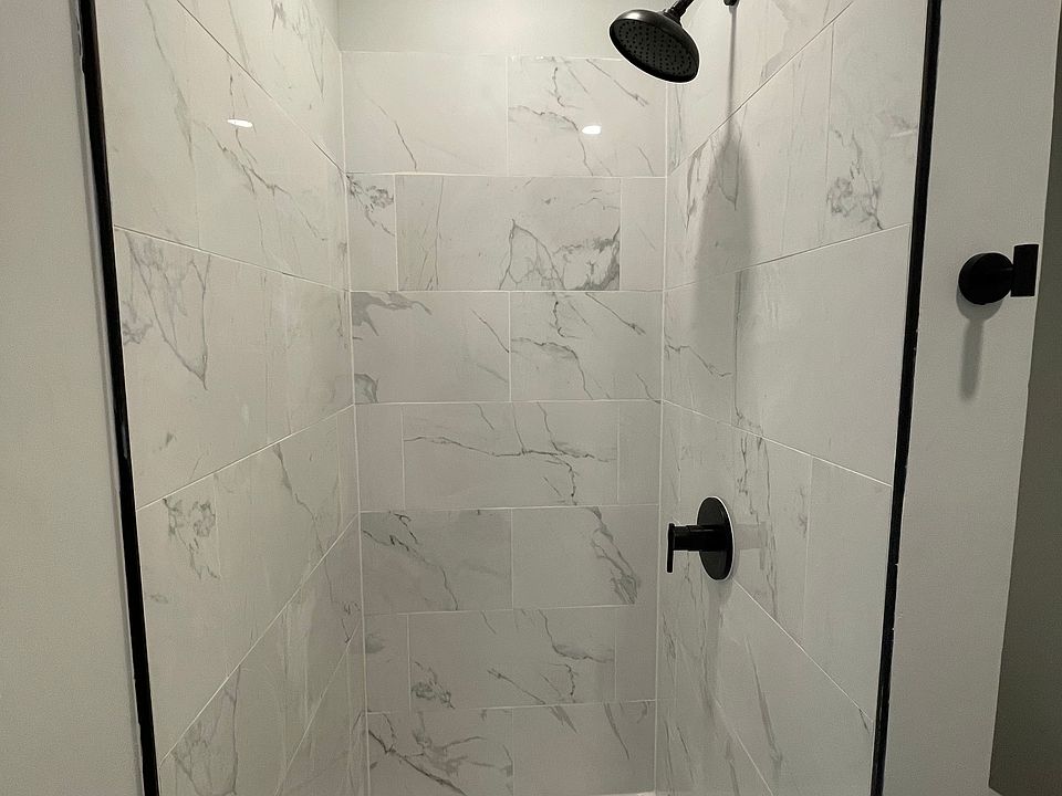 Master bedroom standup shower