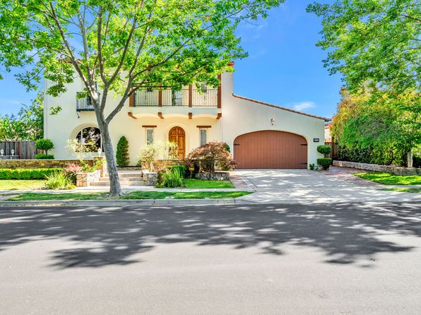 2048 Feathermint Dr
