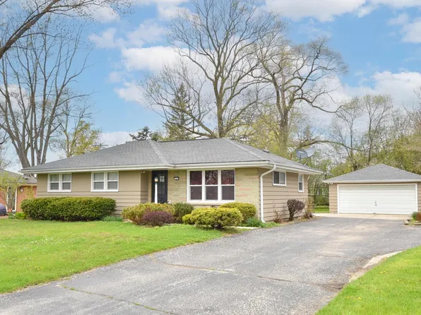 5760 W Betty LANE, Brown Deer, WI 53223