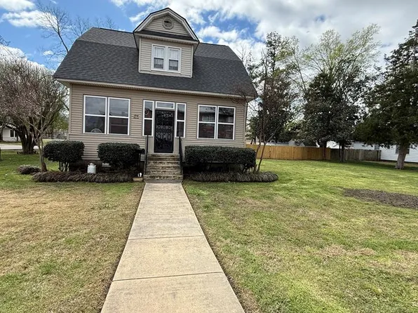 67 Elm St, Marion, AR 72364