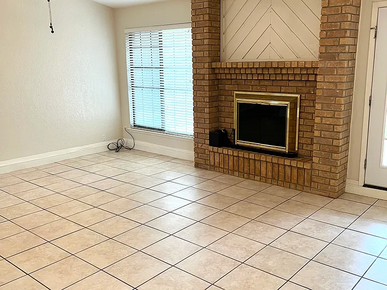 4310 Buckskin Trl — Photo 6