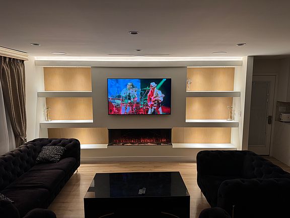 2nd image of 8575 Vine Valley Dr #8575