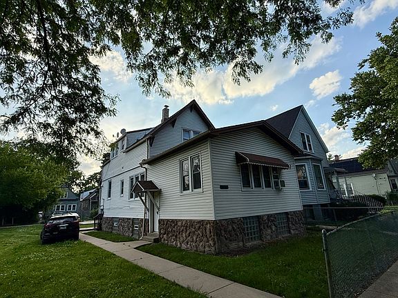 3rd image of 6442 S Wolcott Ave