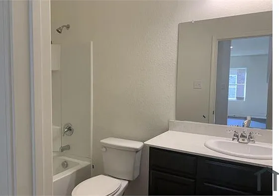 6805 Bonanza Way — Photo 5