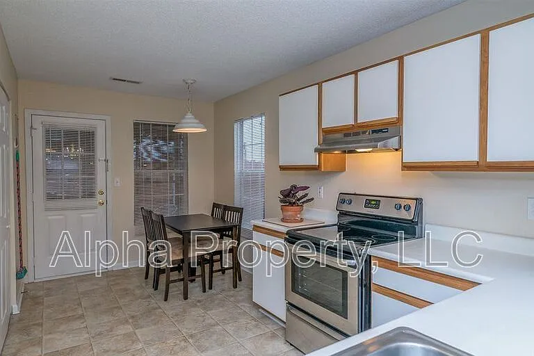 107 Hammett Grove Ln — Photo 7