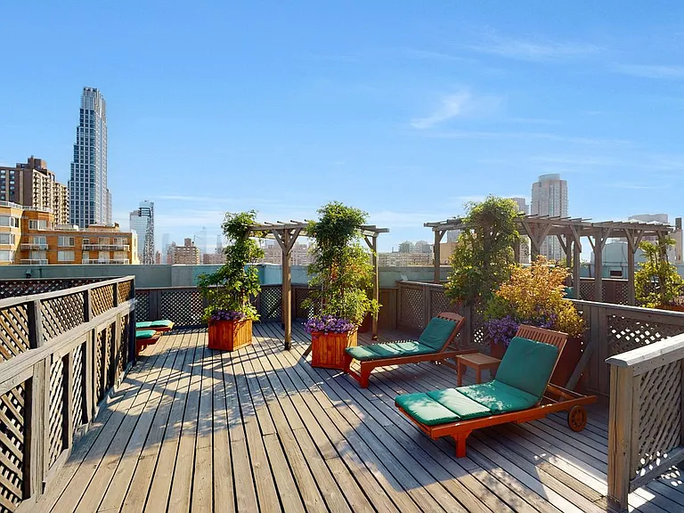 2109 Broadway #340/341 — Photo 33