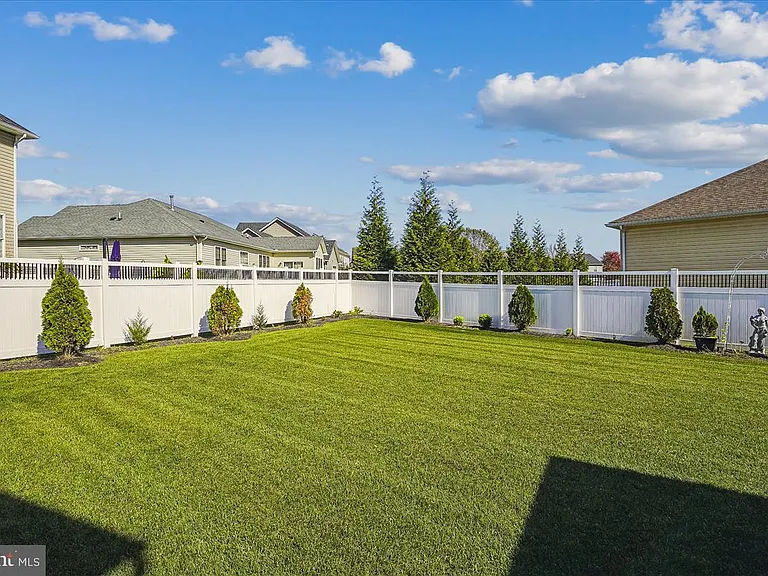 29780 Captain Adamouski St — Photo 24