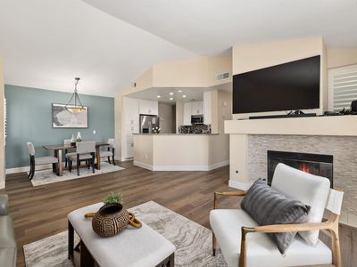 11320 Camino Playa Cancun UNIT 8, San Diego, CA, 92124