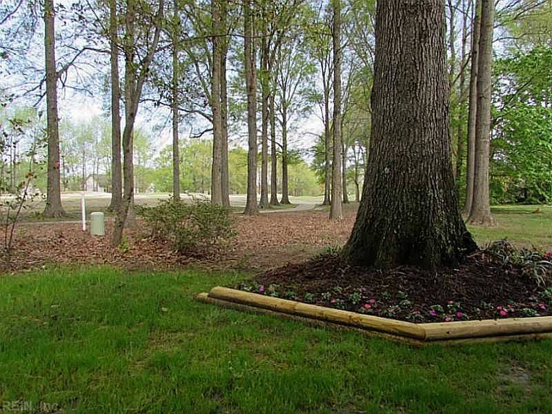 1st image of 943 Shoal Creek Trl #B
