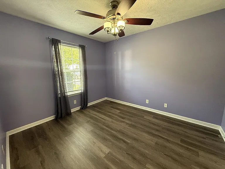 1252 Ballater Dr — Photo 19