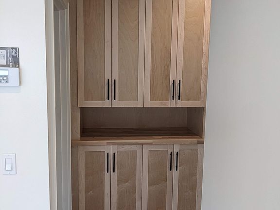 Hall storage