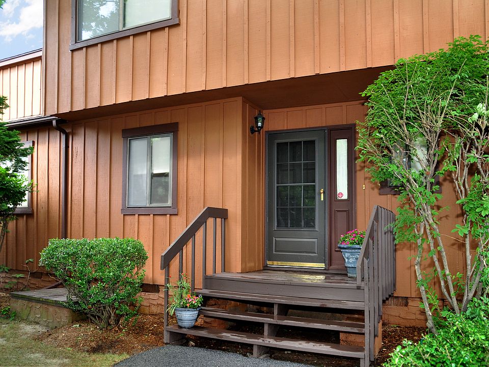1st image of 331 Birch Ln #331