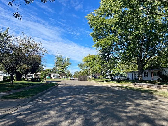 5th image of 109 Galewood Dr