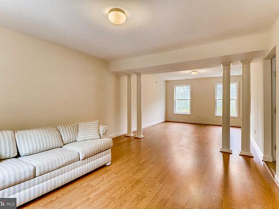 5th image of 7800 Jandell Ct
