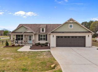 23 Landfall Ln, Smithfield, NC 27577
