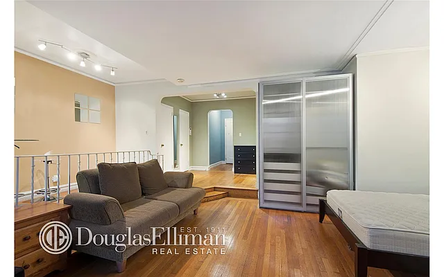 Rented by Douglas Elliman | media 8