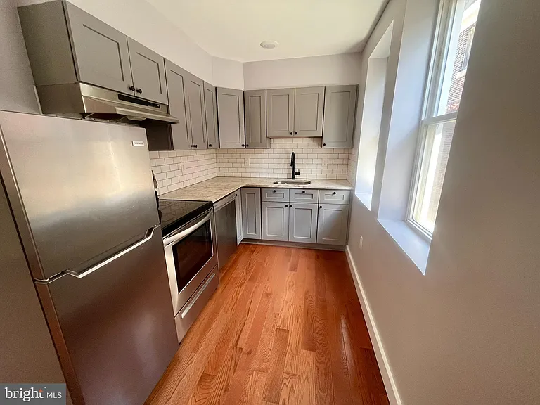 4508 Walnut St #312 — Photo 7