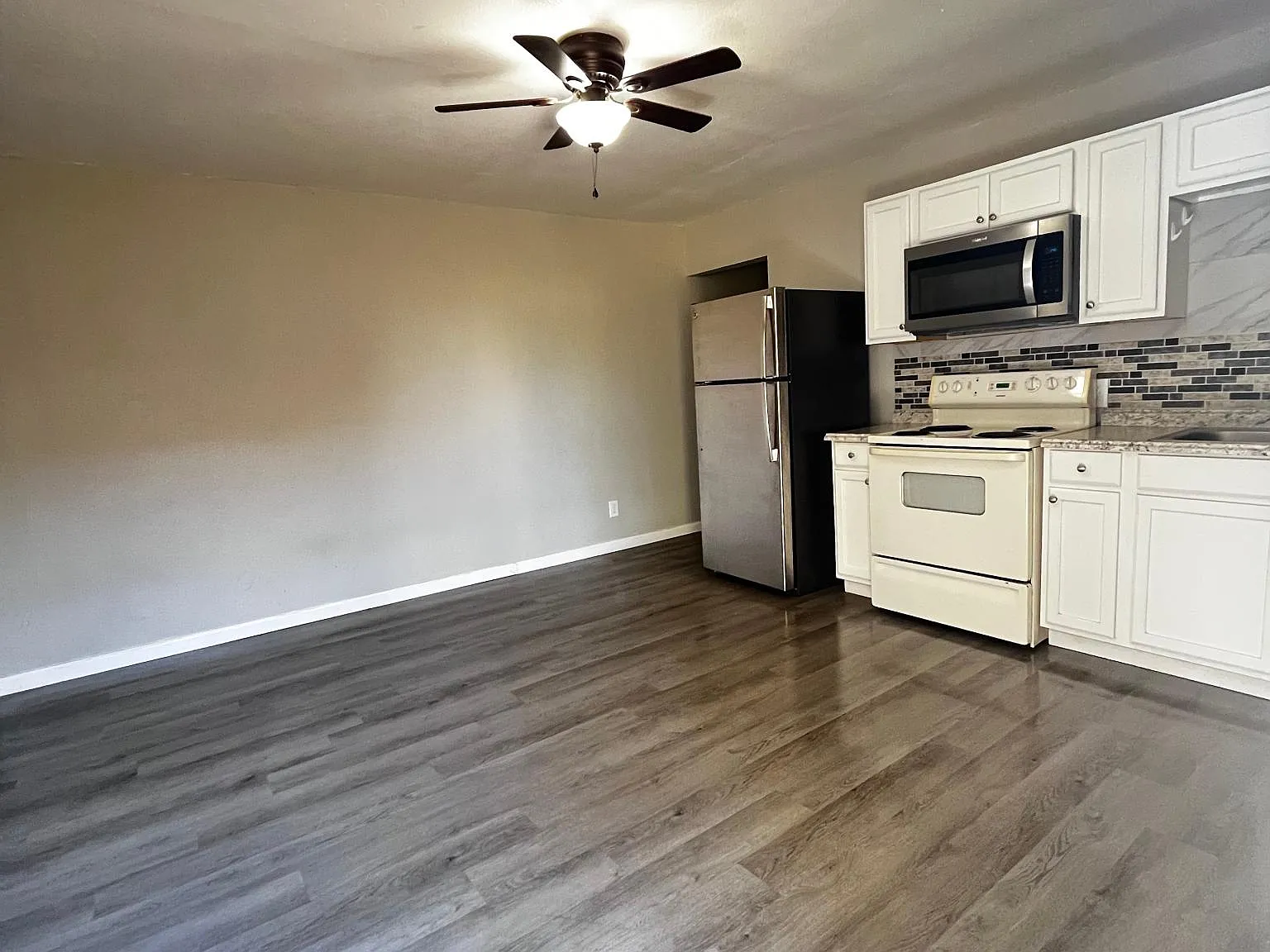 1309 Boatwright St — Photo 1