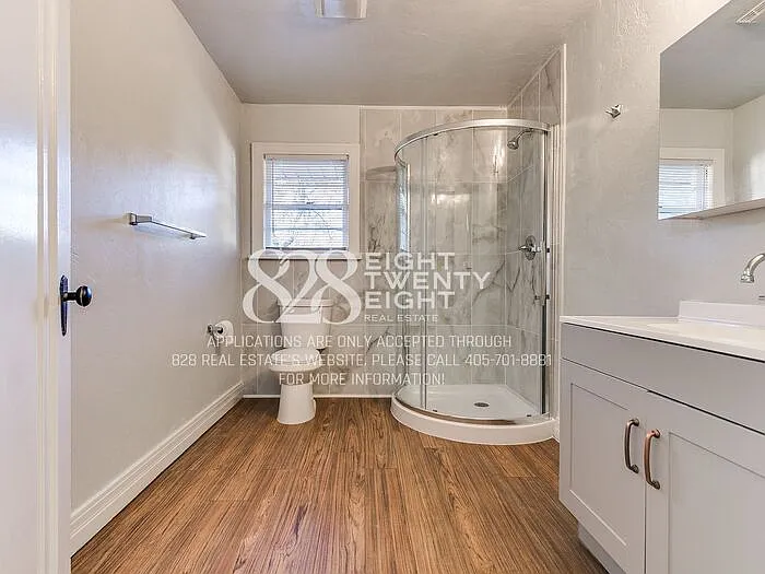 930 Miller Ave — Photo 45