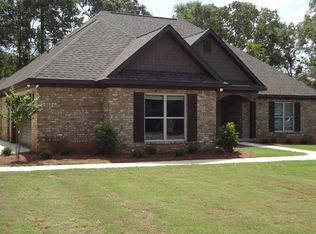 932 Old Ware Rd, Wetumpka, AL 36093