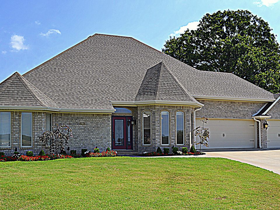 1st image of 2412 Sharlene Cir