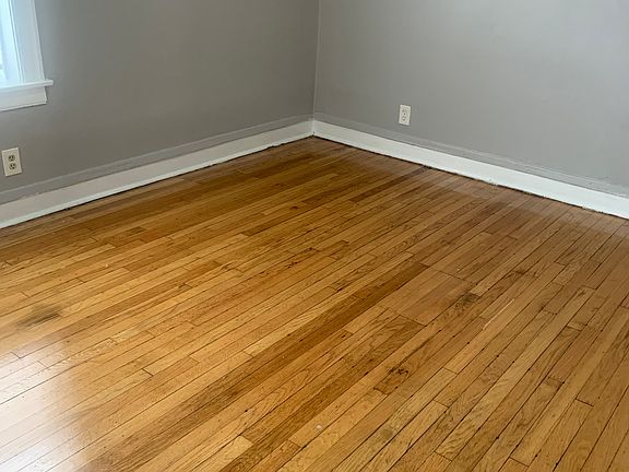 5th image of 7801 S Marshfield Ave #1