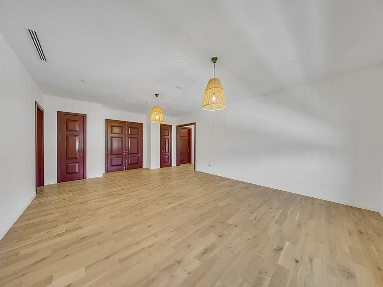 11 Deodar Ln #6 — Photo 22