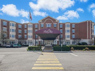 50 Merrick Avenue #107, East Meadow, NY, 11554
