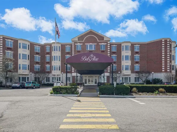 50 Merrick Avenue #107, East Meadow, NY 11554