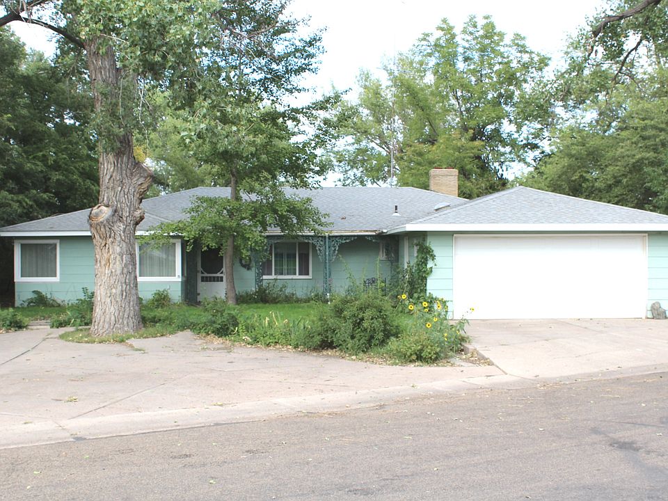 300 E Akron St. 