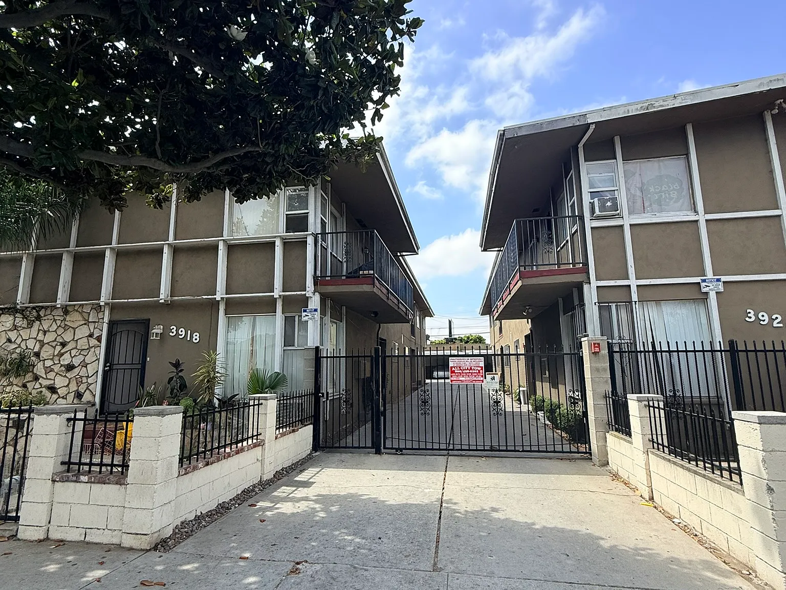 Studio, 600 sqft, $1,595 — Photo 1