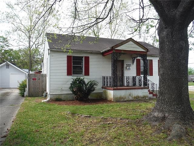 1st image of 1034 Roselawn St