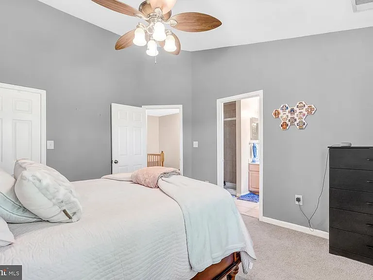 8628 Ellesmere Way — Photo 17