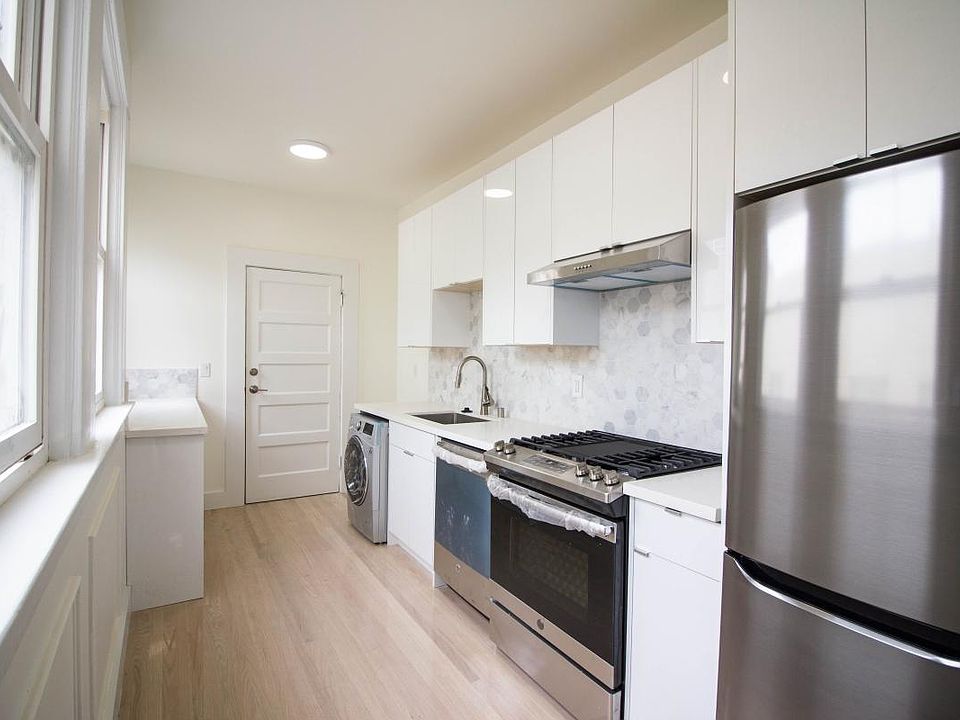1st image of 355 Grove St APT 10