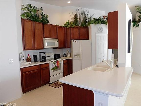 3rd image of 6809 Sterling Greens Dr #6103
