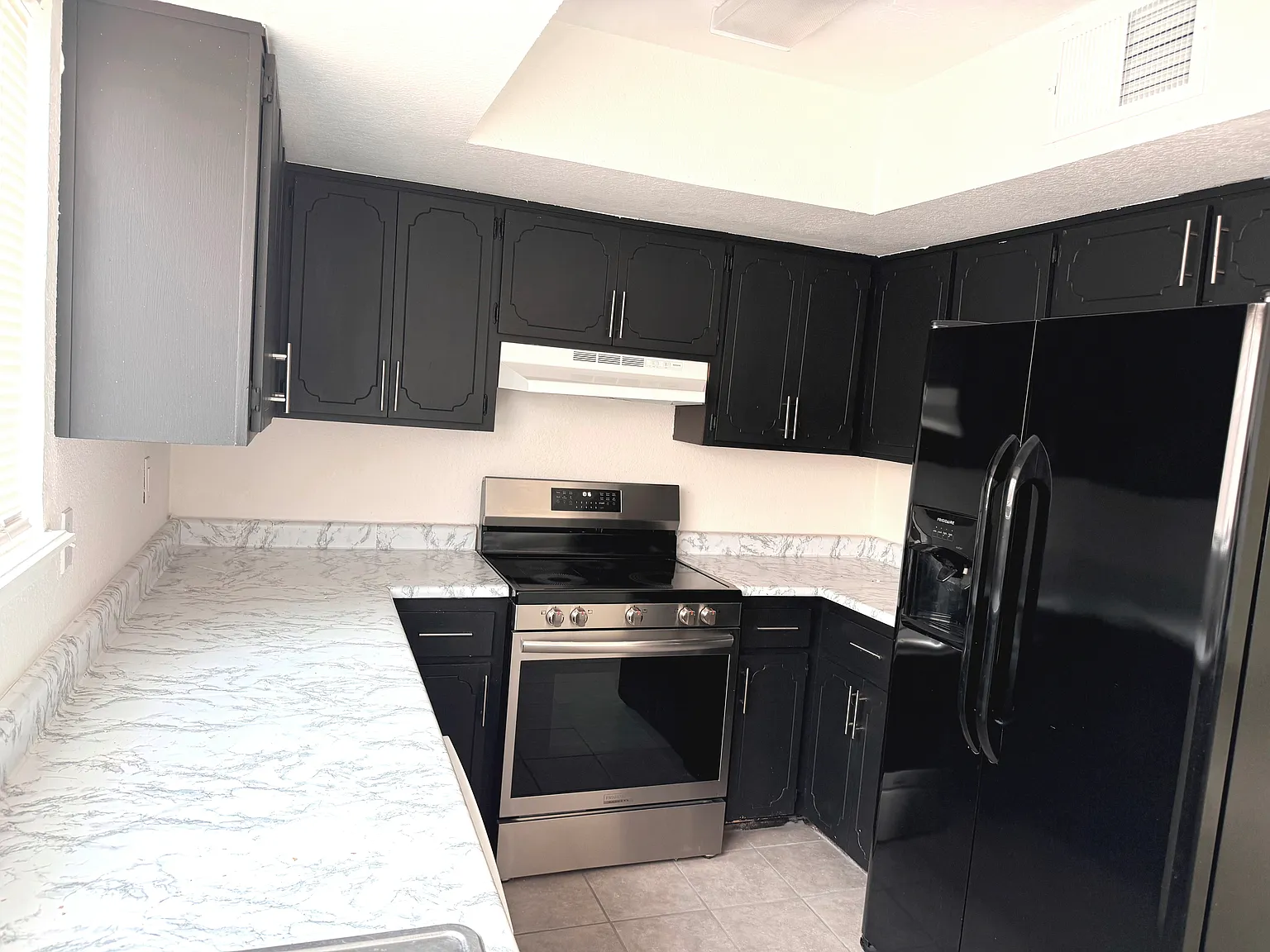 3 bed, $1,450 — Photo 4