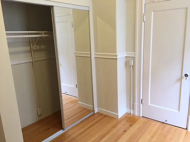 1470 California St #7 — Photo 4