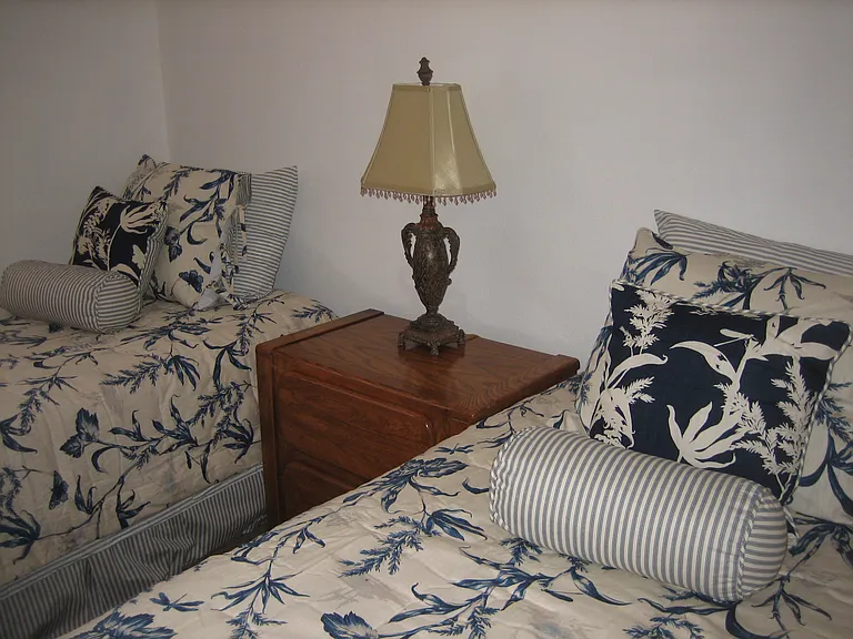 E Thunderbird Rd — Photo 22