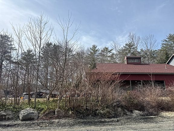 3rd image of 52 Rumbrook Rd