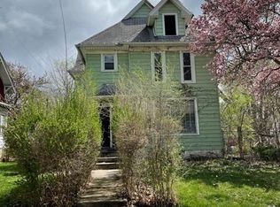 262 S Greenwood Ave, Kankakee, IL