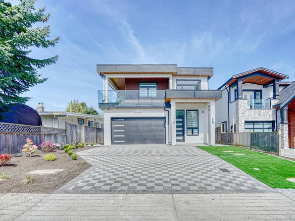 15919 Russell Ave, White Rock, BC V4B 2S6