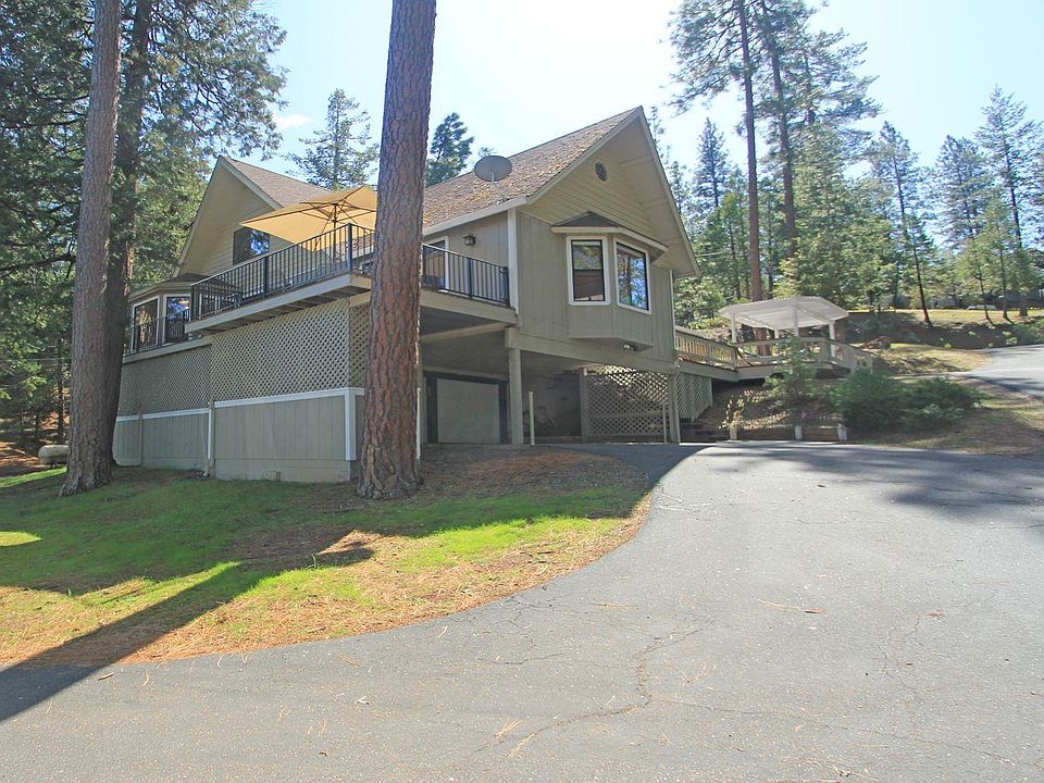1st image of 12002 Hillhurst Cir