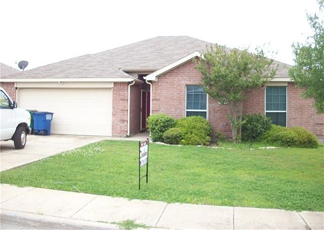 1st image of 507 Waterford St