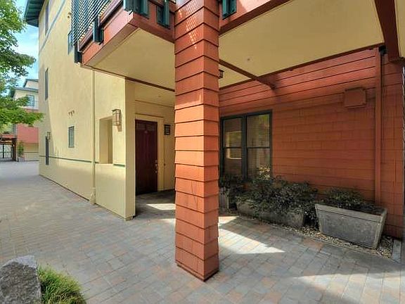 2nd image of 435 Sheridan Ave APT 109