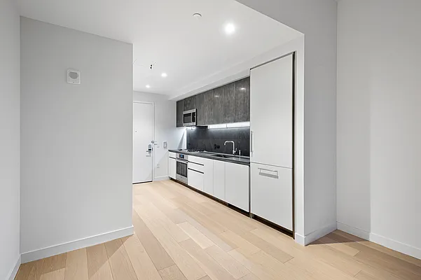 Rented by Ankor Management BH LLC | media 12