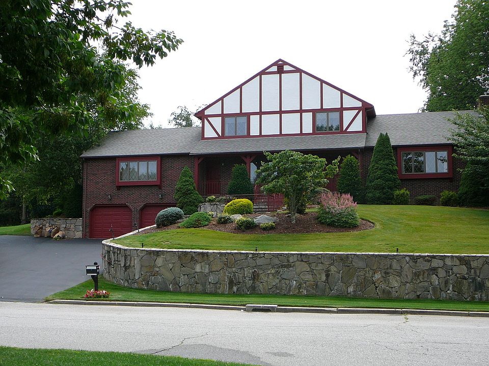 1st image of 44 Mollie Dr
