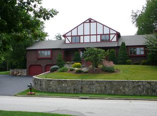 44 Mollie Dr, Cranston, RI 02921