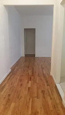 Rented by Lang Realty LLC | media 18