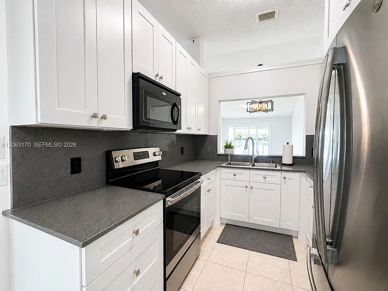 5820 Park Rd — Photo 4