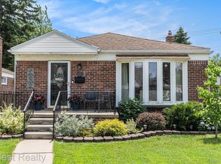 12973 Wesley St, Southgate, MI 48195